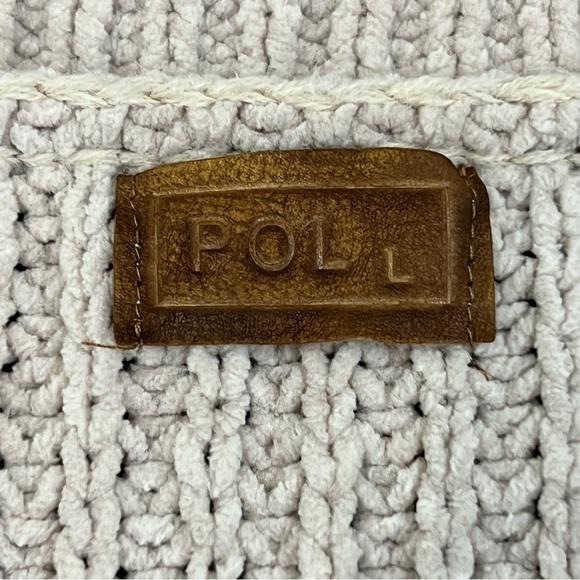 Pol Woman’s Beige Chunky Knit Pullover Oversized Soft pocket Sweater Size Large - Picture 12 of 13